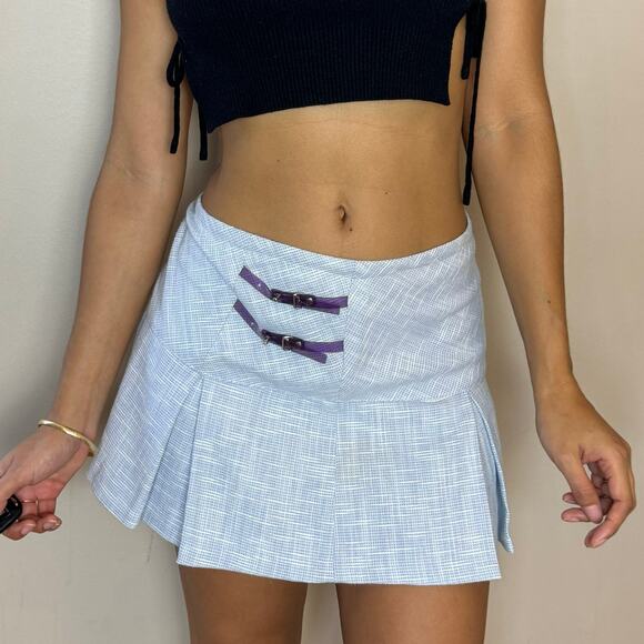 Vintage 00s Preppy Pastel Purple Pleated Mini Skirt with Buckle details (S/M) - Picture 6 of 10